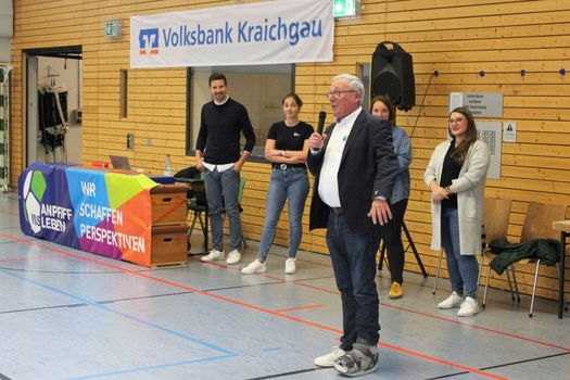 Anpiff ins Leben führte den 3. Volksbank Kraichgau and Friends Cup im Sitzvolleyball in Hoffenheim durch.